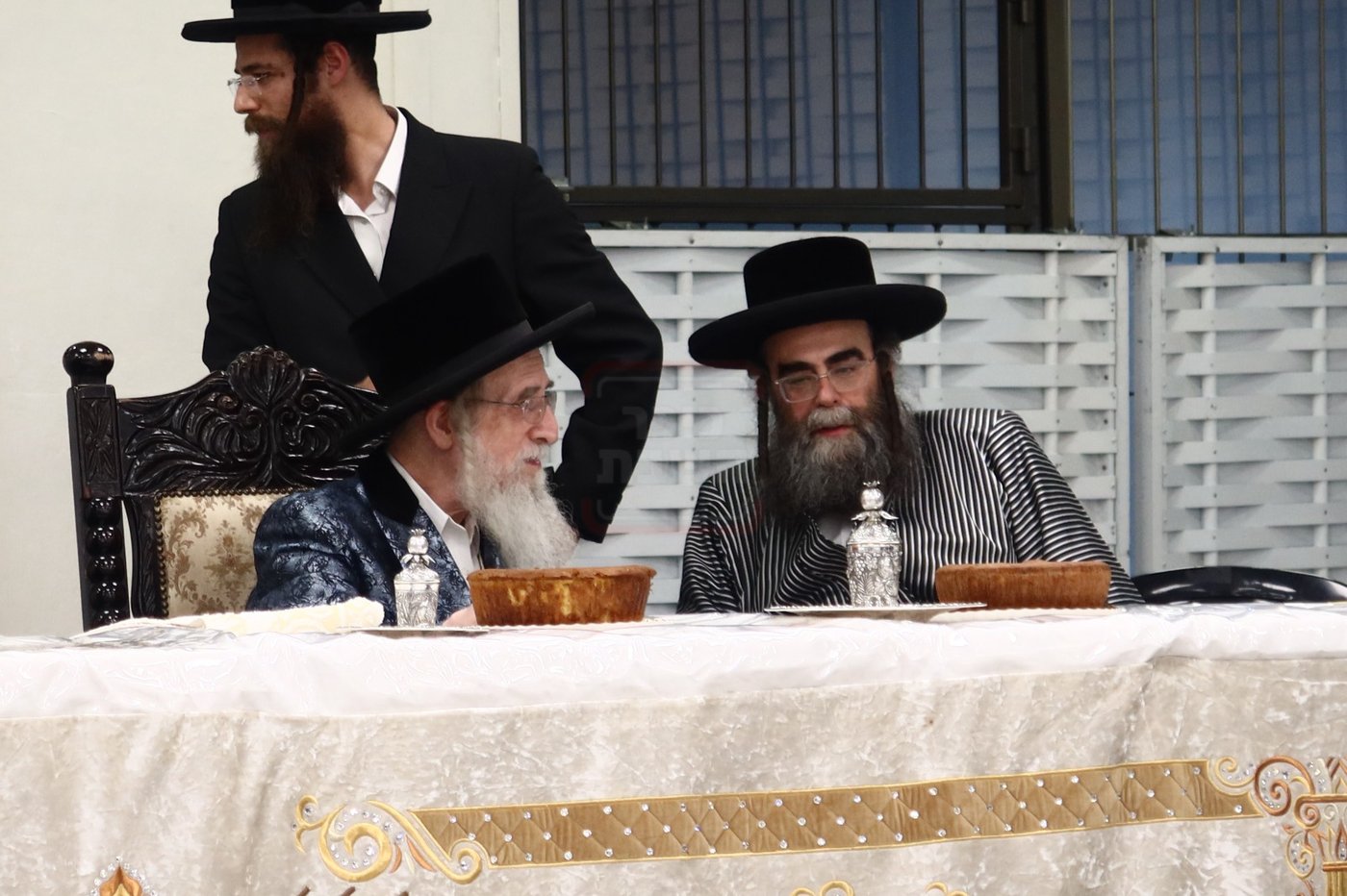 שמחת בית תולדות אהרן - מעליץ