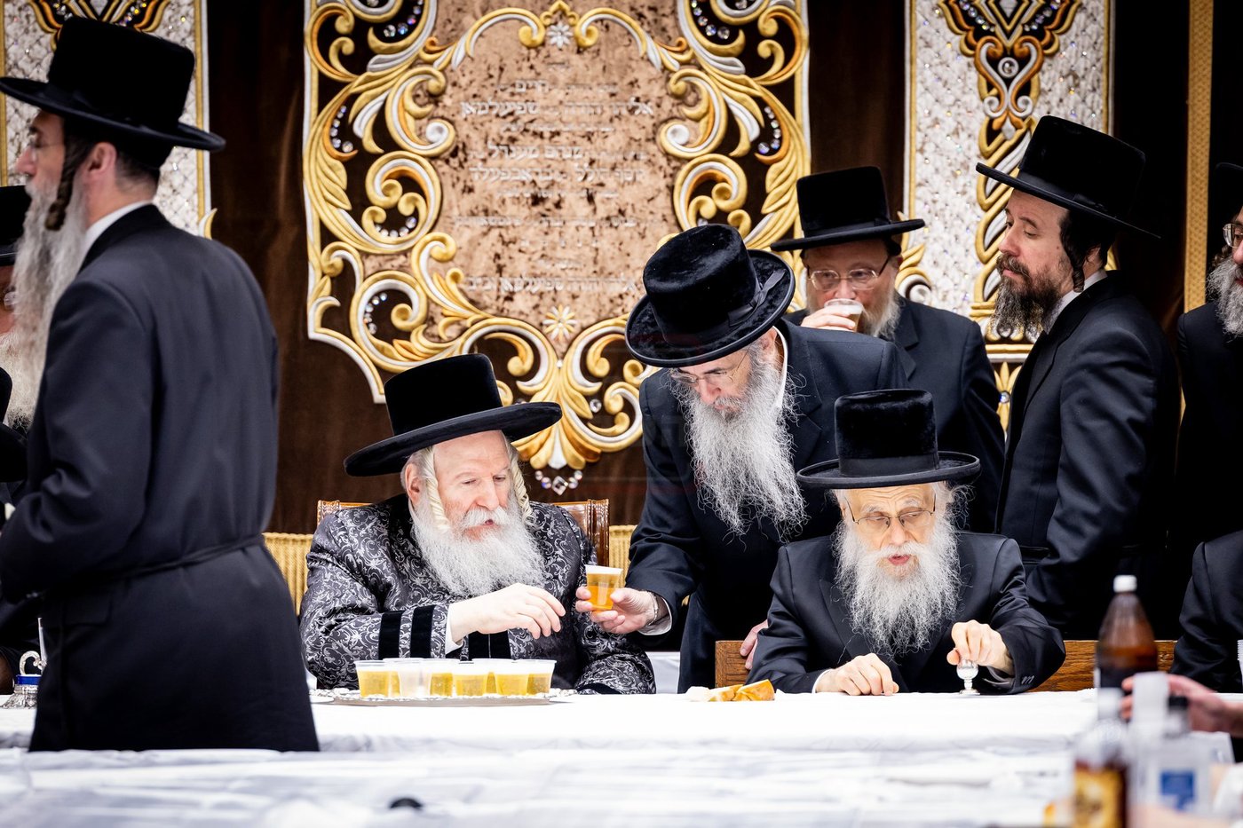 האדמו"ר מבאבוב בטיש ר"ח