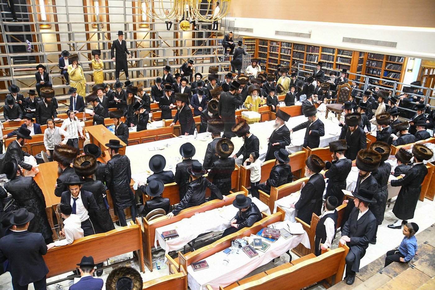 הגה"צ רבי אלימלך בידרמן בשבת בביתר