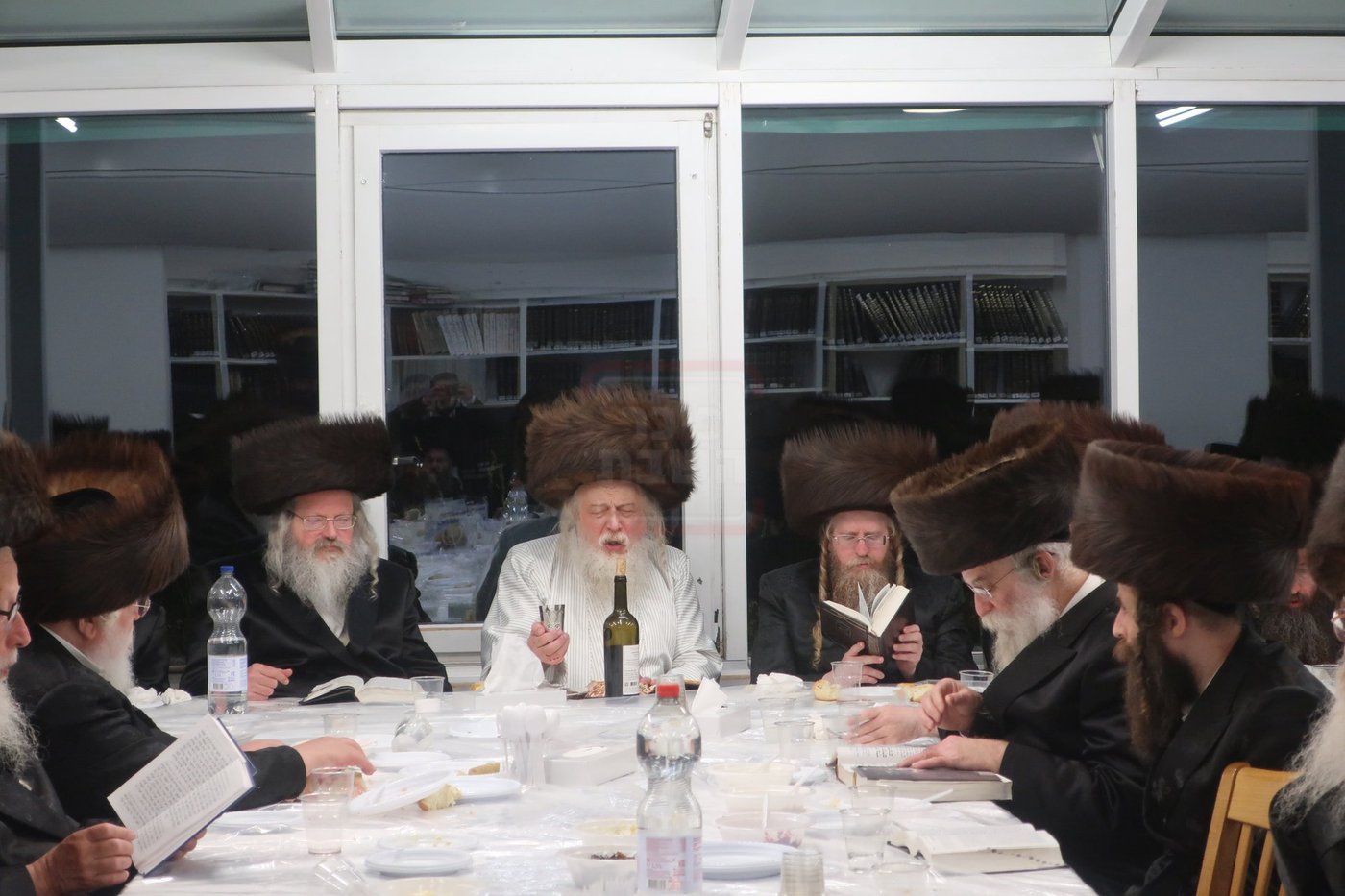 האדמו"ר ממבקשי אמונה בדאבוס שבשווייץ