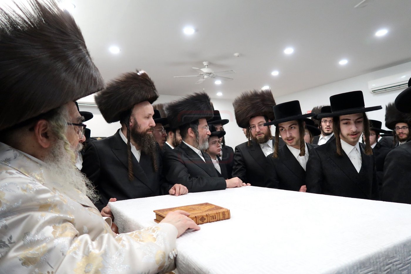 האדמו"ר מסאטמר במוצ"ש בניו העמפשיר
