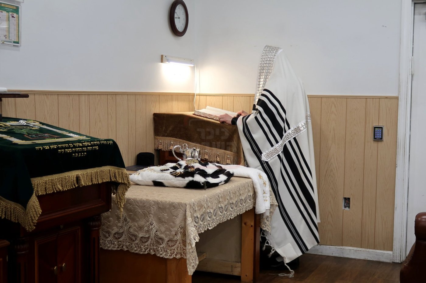 האדמו"ר מסאטמר במנוחה בניו העמפשיר