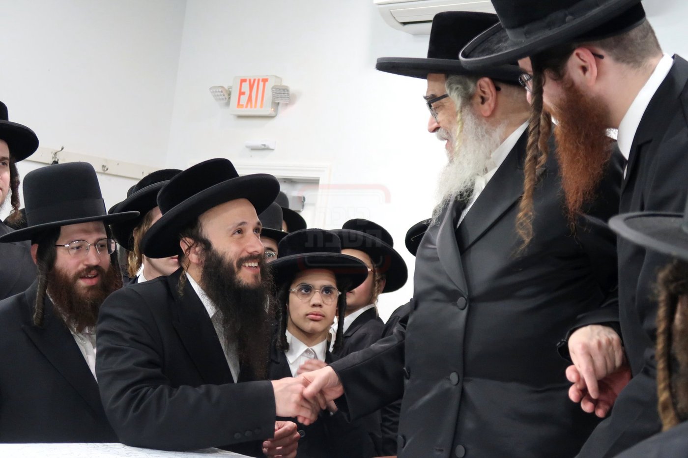 האדמו"ר מסאטמר במנוחה בניו העמפשיר