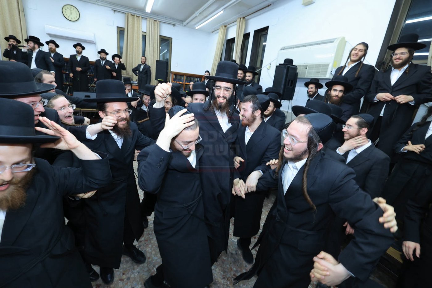 קבלת פנים לבחור מגור