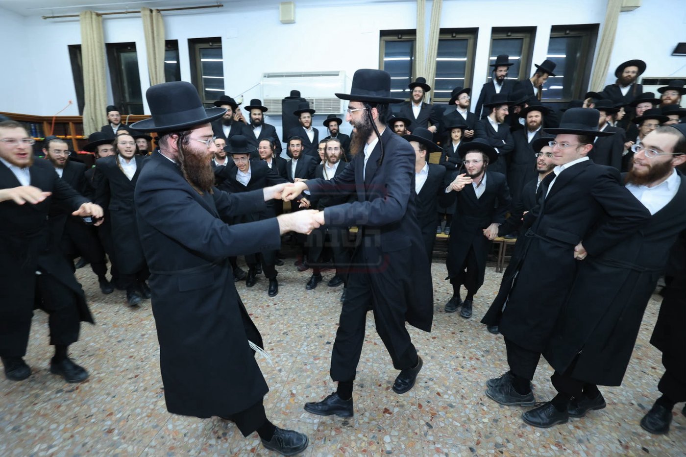 קבלת פנים לבחור מגור