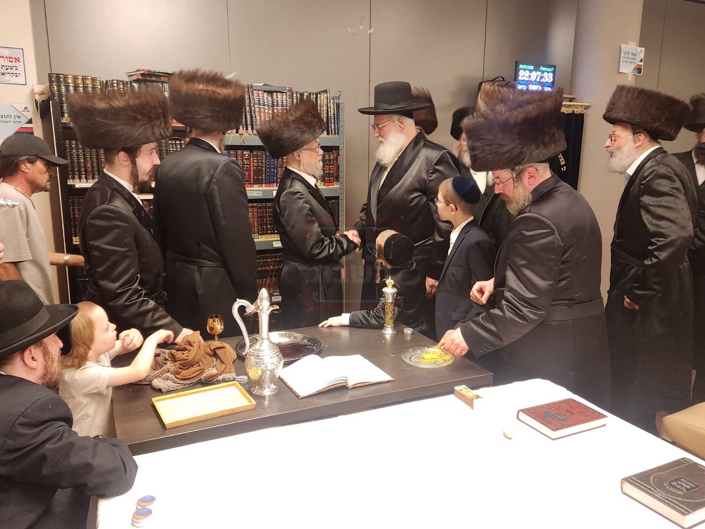 האדמו"ר מסערט ויזניץ במוצאי שבת באוסטריה