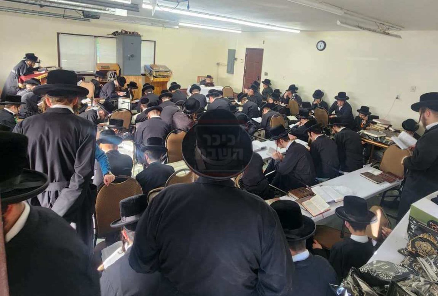 תשעה באב בחצה"ק צאנז קלויזנבורג