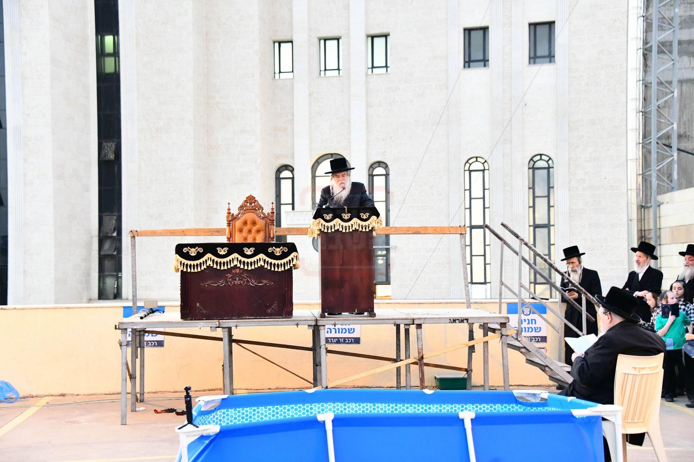 האדמו"ר מדארג שליט"א בתשליך
