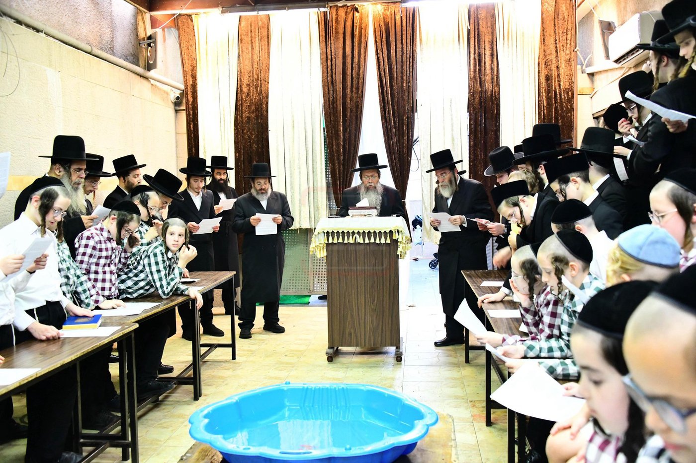 האדמו"ר משבט הלוי בתשליך