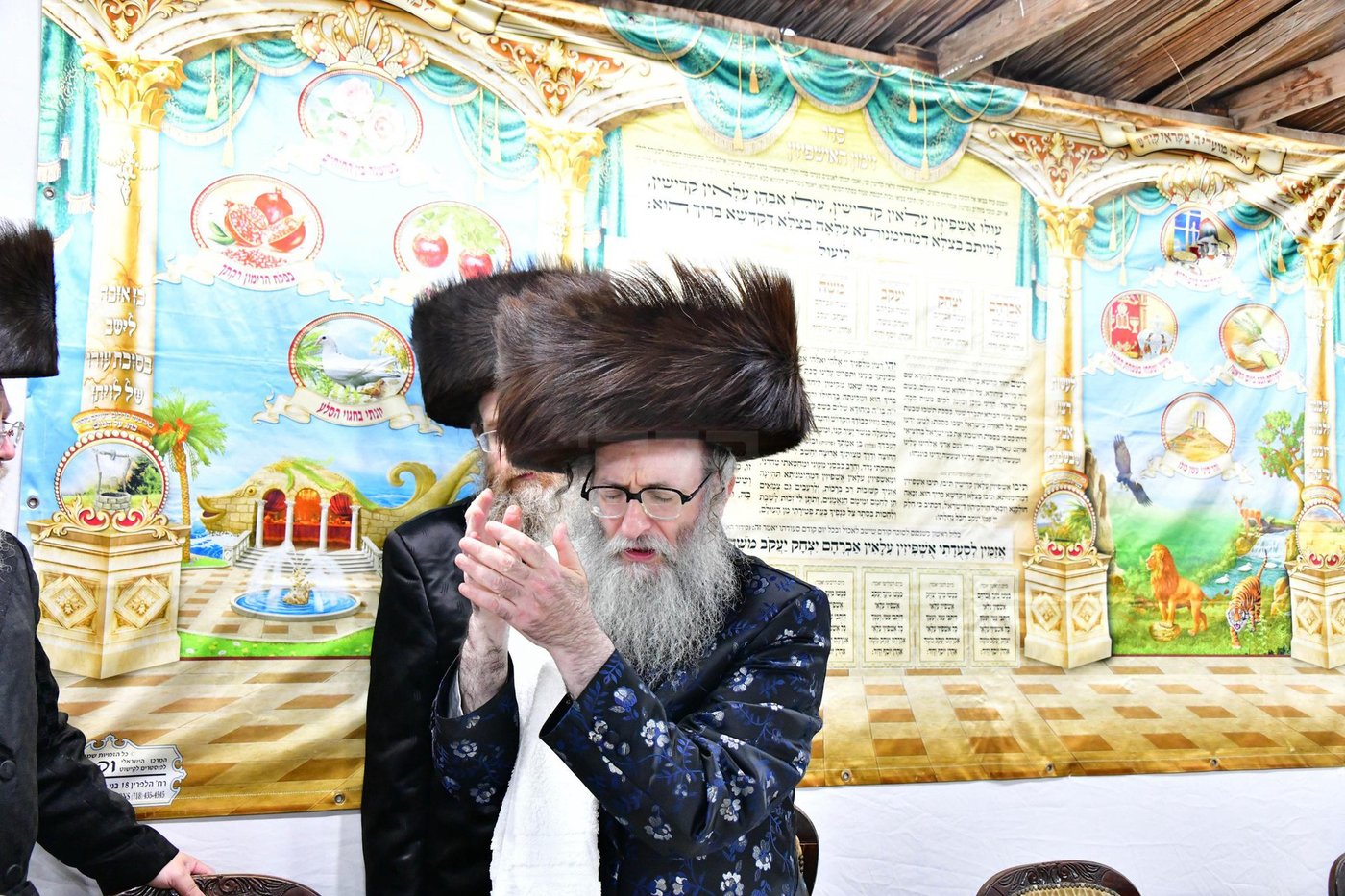 האדמו"ר מספינקא כהנא בטיש חול המועד סוכות