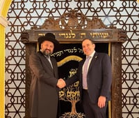 הרב איסייב ואריה לייטסטון