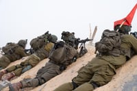 חיל האוויר תקף עשרות מטרות במקביל ללחימה בצפון ודרום עזה | דיווח על עשרות הרוגים