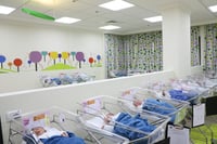 הנחיה דרמטית: משרד הבריאות מקדם שחרור יולדות לאחר 12 שעות בלבד