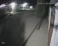 אפגניסטן: מאות הרוגים ברעידת אדמה - כיפת המסגד המפורסם קרסה | תיעוד