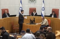 לוין הציע פשרה מקורית; השופט קולה: "אני בכלל לא הסכמתי" | בג"ץ מאיים: נפרסם פסק דין