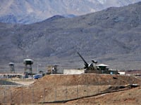 תותחי נ"מ בסמוך למתקן הגרעיני בנתנז – עיירה במחוז איספהן באיראן.