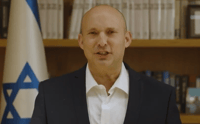נפתלי בנט בסרטון תמיכה: "לכל הגיבורים באיראן אתם לא לבד"  