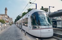 בשל תאונה בשכונה הירושלמית, פעילות הרכבת הקלה הופסקה חלקית | הפרטים