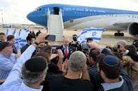 נתניהו לפני המראתו לוושינגטון