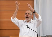 הרב אוהד תירוש ראש הישיבה לבוגרי צבא של בני דוד בעלי