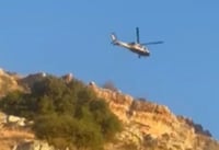 המסוק רוקן דלק באוויר כדי להציל את תלמיד החיידר שנפל מגובה בטיול