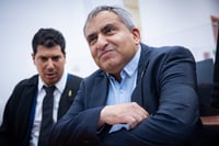 ח"כ זאב אלקין מגיע להעיד במשפט נתניהו