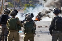 אירוע חמור בקוסרה: ישראלים פרצו לבית פלסטיני והתבצרו בו