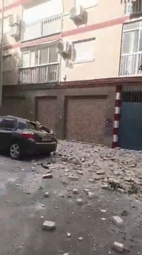 רעידת אדמה בגרנאדה: נזקים נרחבים, שלושה נפצעו