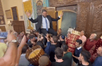 בלב טהראן: תיעוד מרגש מההקפות השניות בבית הכנסת