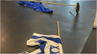 שר החוץ הצרפתי דורש "עונש כבד" למחוקקת שהפילה דגל ישראל