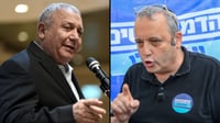 מימין: גלעד קריב, משמאל: גדי איזנקוט