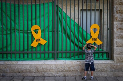 שורדת השבי יובל אנגל משחזרת את השבי וקוראת לעסקה