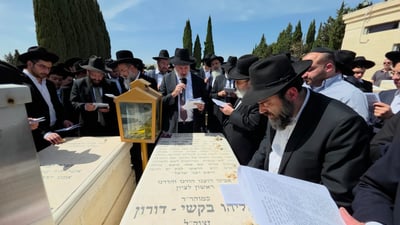 חמש שנים להסתלקותו: המונים בציון הראש"ל הרב אליהו בקשי דורון זצ"ל