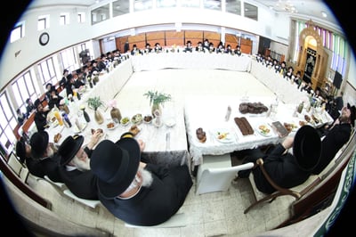 מעמד כבוד התורה בדושינסקיא 
