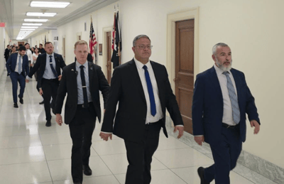 בן גביר ביקר בקפיטול ונתקל בתומכי חמאס, כך הוא הגיב | צפו