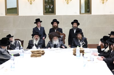 טיש פסח שני בחצה"ק קרעטשניף י-ם