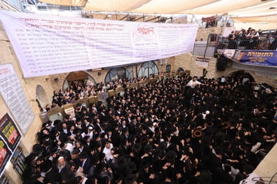 מירון במספרים: 200,000 יהודים זכו השנה להגיע לרשב"י 