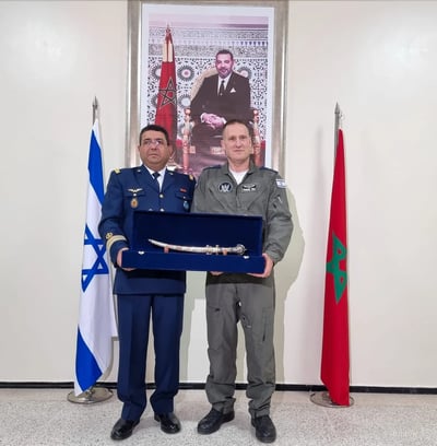 מפקד חיל האוויר ומקבילו המרוקאי לפני כשנתיים