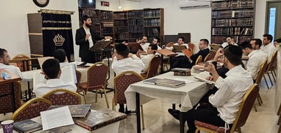 היכל ישיבת תפארת יונתן יהושע 
