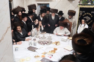 נעילת החג בחצה"ק מהרי"ד מלעלוב