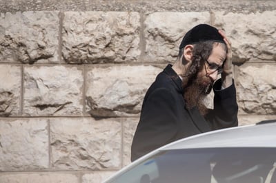 שנים אחרי ההימלטות: בכיר כת 'לב טהור' נתפס ויוסגר לישראל 