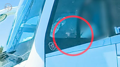 "הגזים": נהג אוטובוס עמוס נוסעים התבקש לעצור - ואז השוטר הופיע