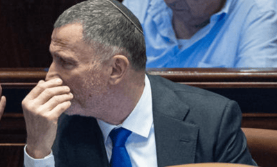 אחרי שהודח: אדלשטיין בעקיצה ומתקפה נגד נתניהו בחדר הסיעה