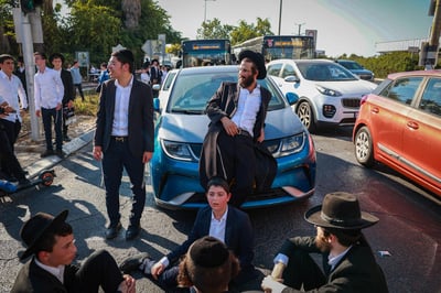ההפגנות בכניסה לבני ברק