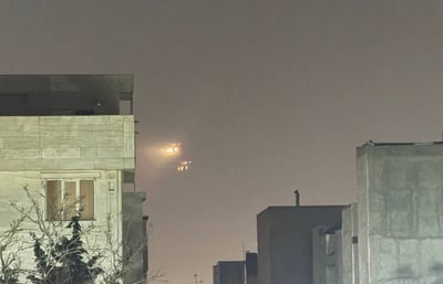 הבזקי הטילים בשמי טהרן הלילה