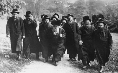 הרבי מגור בעל האמרי-אמת זצ"ל  במריאנבאד