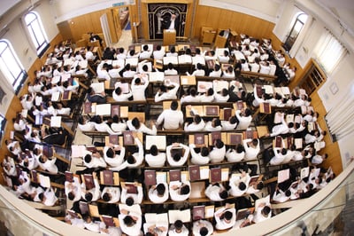 פתיחת הזמן בישיבת ברית יעקב