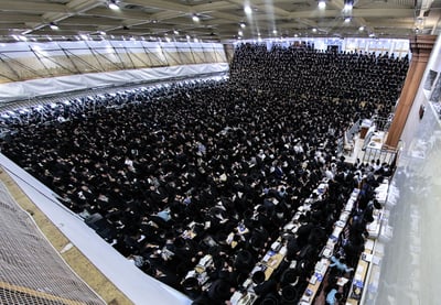 א' דסליחות בחצה"ק צאנז