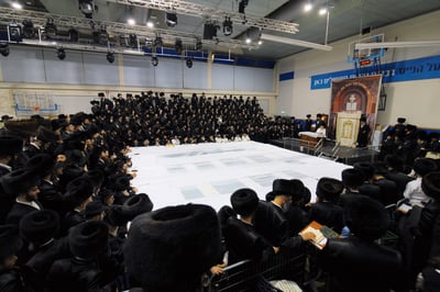 נעילת החג בחצה"ק אלכסנדר