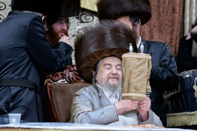 הקפות שניות אצל הגה"צ רבי יעקב מאיר שכטר
